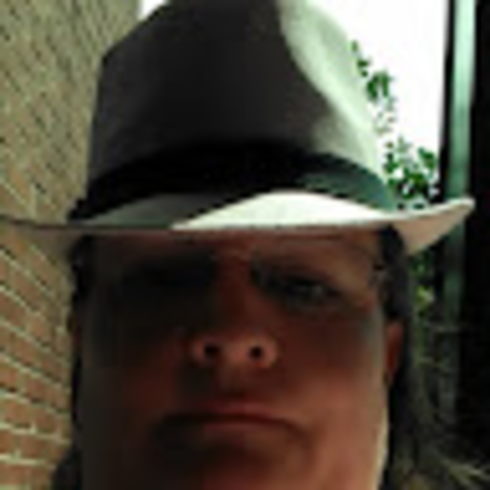 Meet your Posher, Carla
